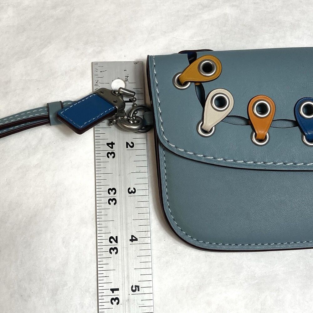 EUC Coach 1941 Steel Blue Wristlet clutch - Picture 7 of 12